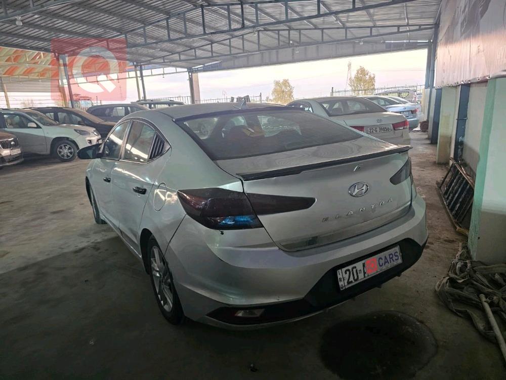 هيونداي النترا